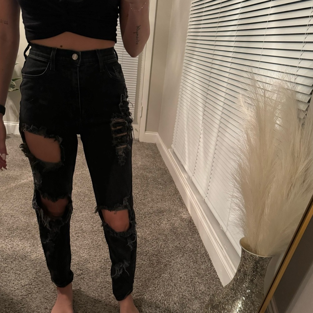 Black ripped jeans